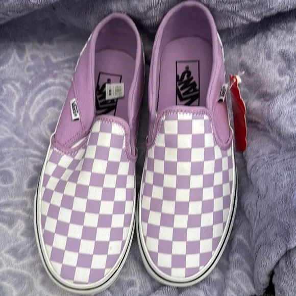 Vans Adults 8 women/6.5 men’s lavender & white NWT Slip-On Shoes - Picture 2 of 4